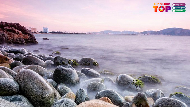 Top-13-bai-bien-binh-dinh-dep-don-tim-du-khach