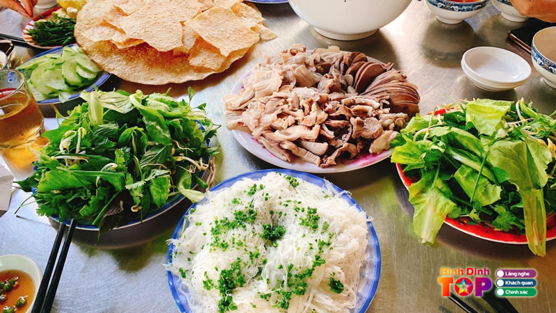 Top-13-quan-banh-hoi-chao-long-quy-nhon-ngon-kho-cuong