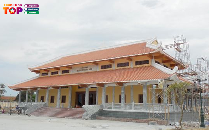Khu-tuong-niem-nguyen-sinh-sac-binhdinhtoplist