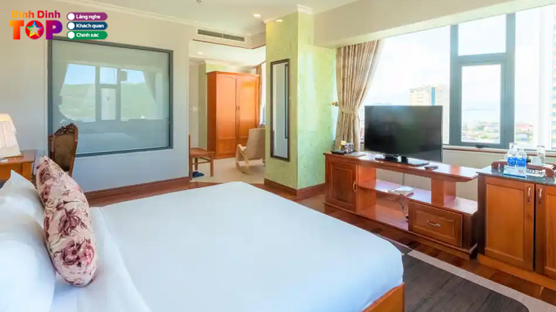 Top-12-khach-san-4-sao-binh-dinh-day-du-tien-nghi