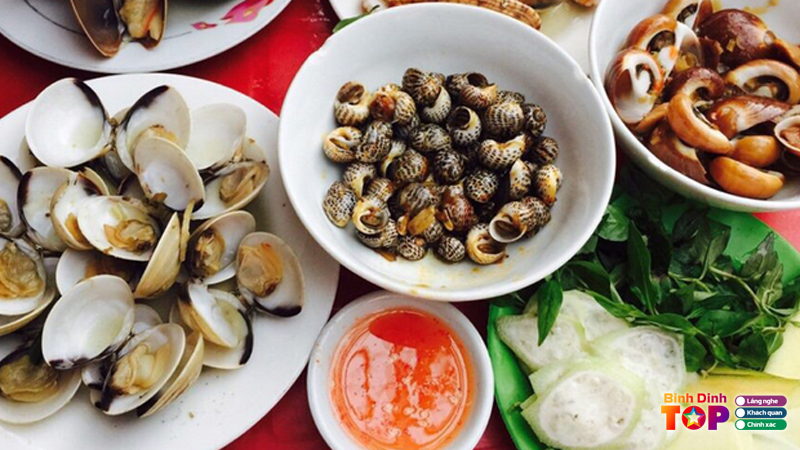 Top-12-quan-oc-binh-dinh-ngon-thu-hut-dong-dao-thuc-khach