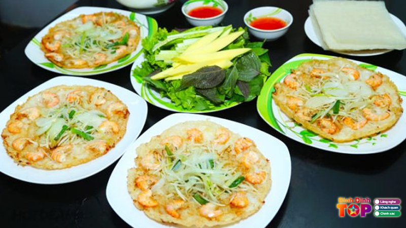 Top-10-quan-banh-xeo-tom-nhay-ngon-nhat-binh-dinh