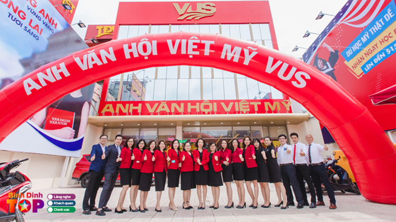 Gioi-thieu-ve-anh-van-hoi-viet-my-vus-quy-nhon-1