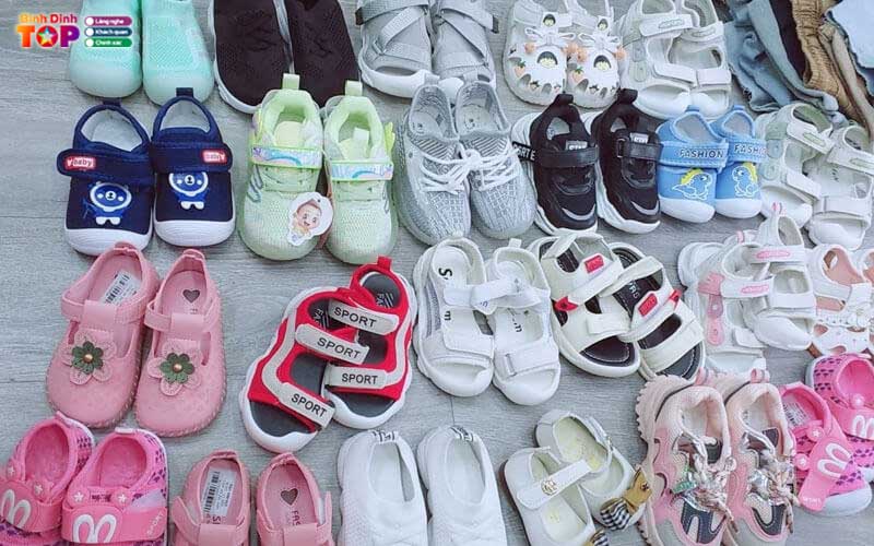 Cau-hoi-thuong-gap-ve-shop-giay-tre-em-binh-dinh
