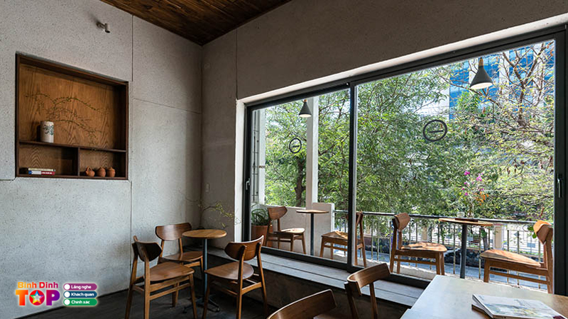 Top-5-quan-cafe-phong-rieng-binh-dinh-cuc-ky-yen-tinh