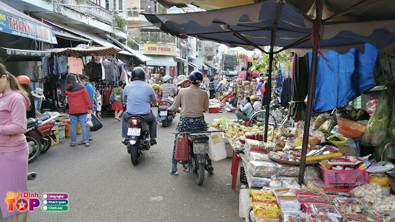 Top-5-cho-sinh-vien-binh-dinh-da-dang-gia-re-bat-ngo