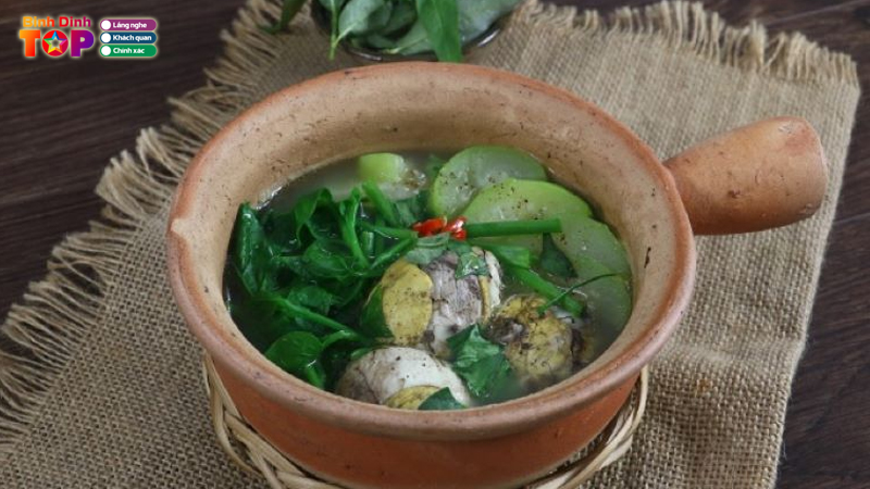 Top-5-dia-chi-thuong-thuc-mon-vit-lon-um-bau-binh-dinh