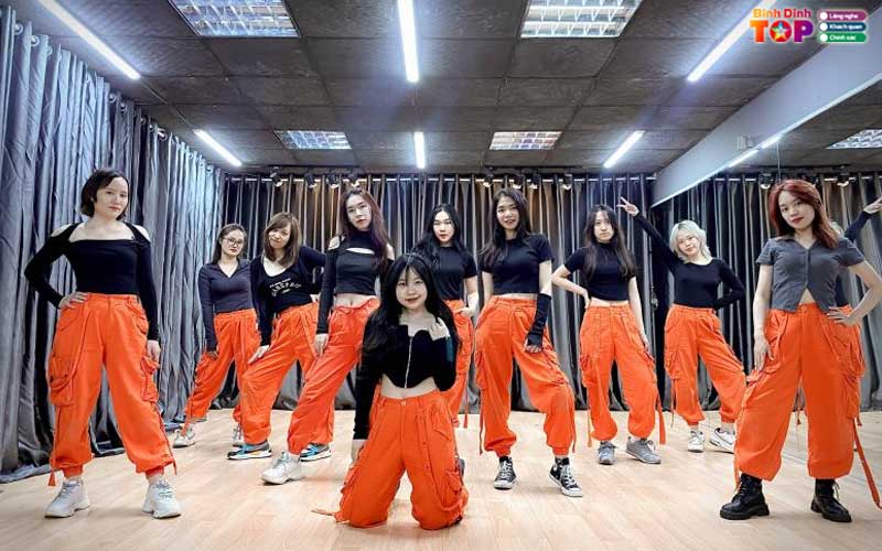 Phuong-phap-danh-gia-lop-nhay-hien-dai-binhdinhtoplist