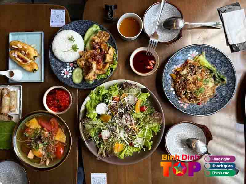 OM Bistro – Vegan & Coffee