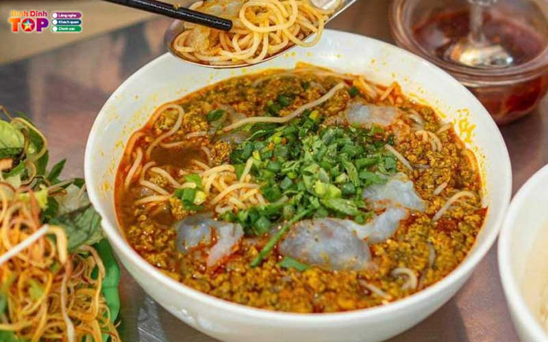 Cau-hoi-thuong-gap-ve-mon-bun-cua-tai-binh-dinh