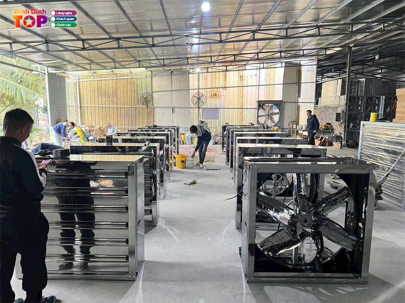 Quat-thong-gio-vuong-tai-quat-phu-dat-vuong-dap-ung-tieu-chuan-quoc-te-2