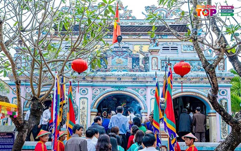 Chua-ba-nuoc-man-binhdinhtoplist