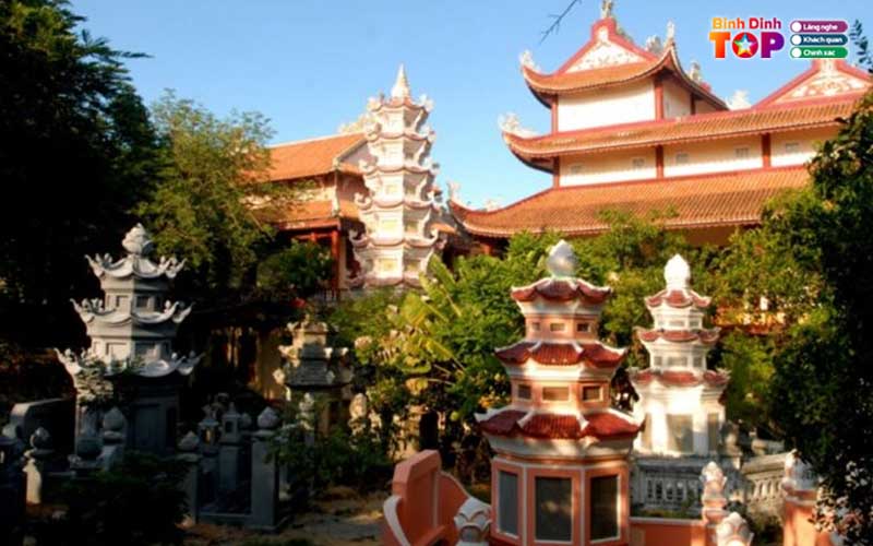 Chua-son-long-binhdinhtoplist