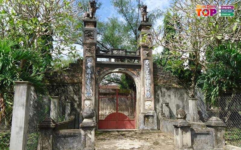 Chua-thap-thap-binhdinhtoplist