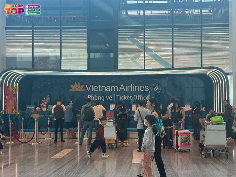 Vi-sao-gia-ve-vietnam-airlines-o-tung-thoi-diem-trong-thang-co-su-thay-doi-2
